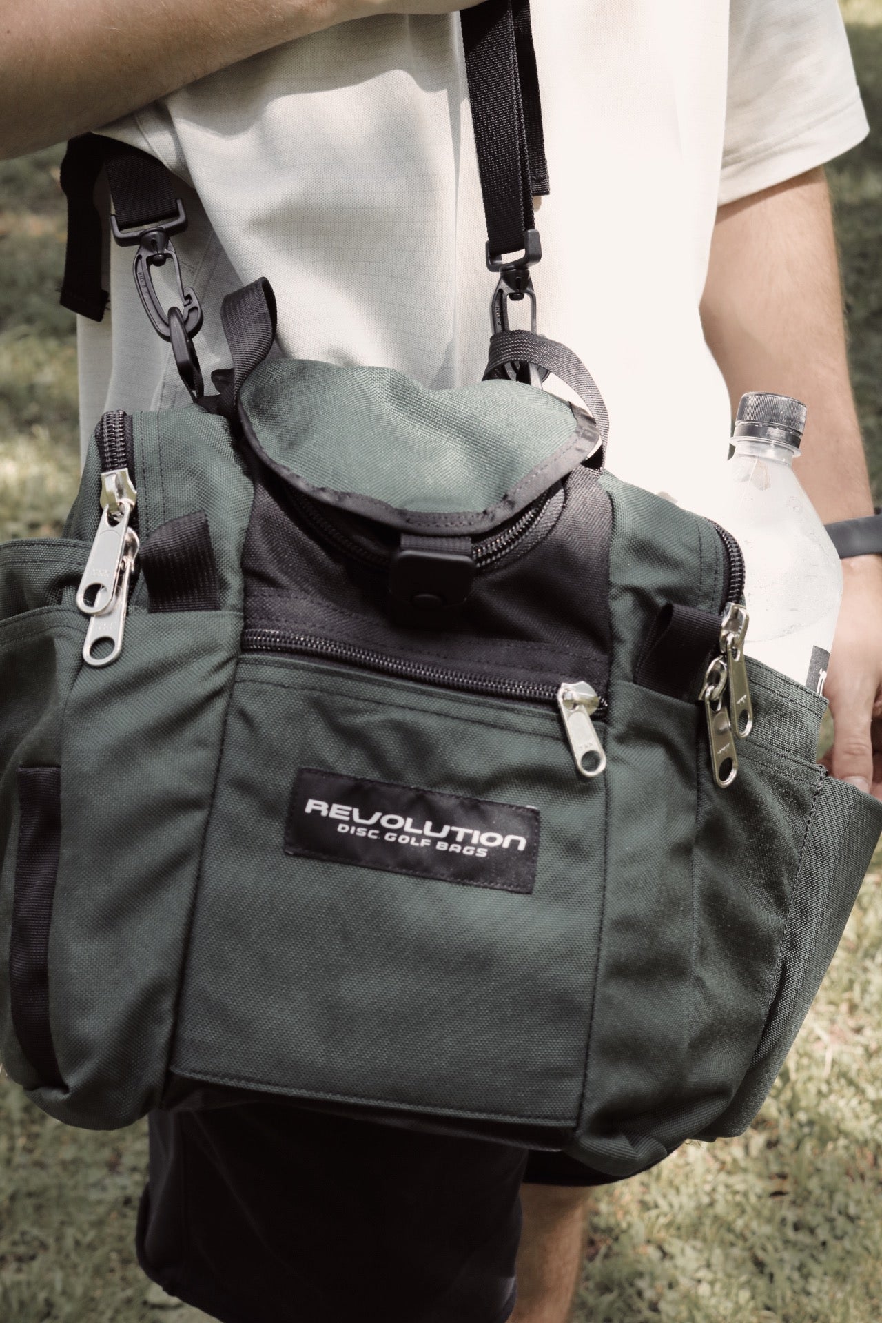 Revolution Mini Deluxe V3 Disc Golf Bag - Crimson