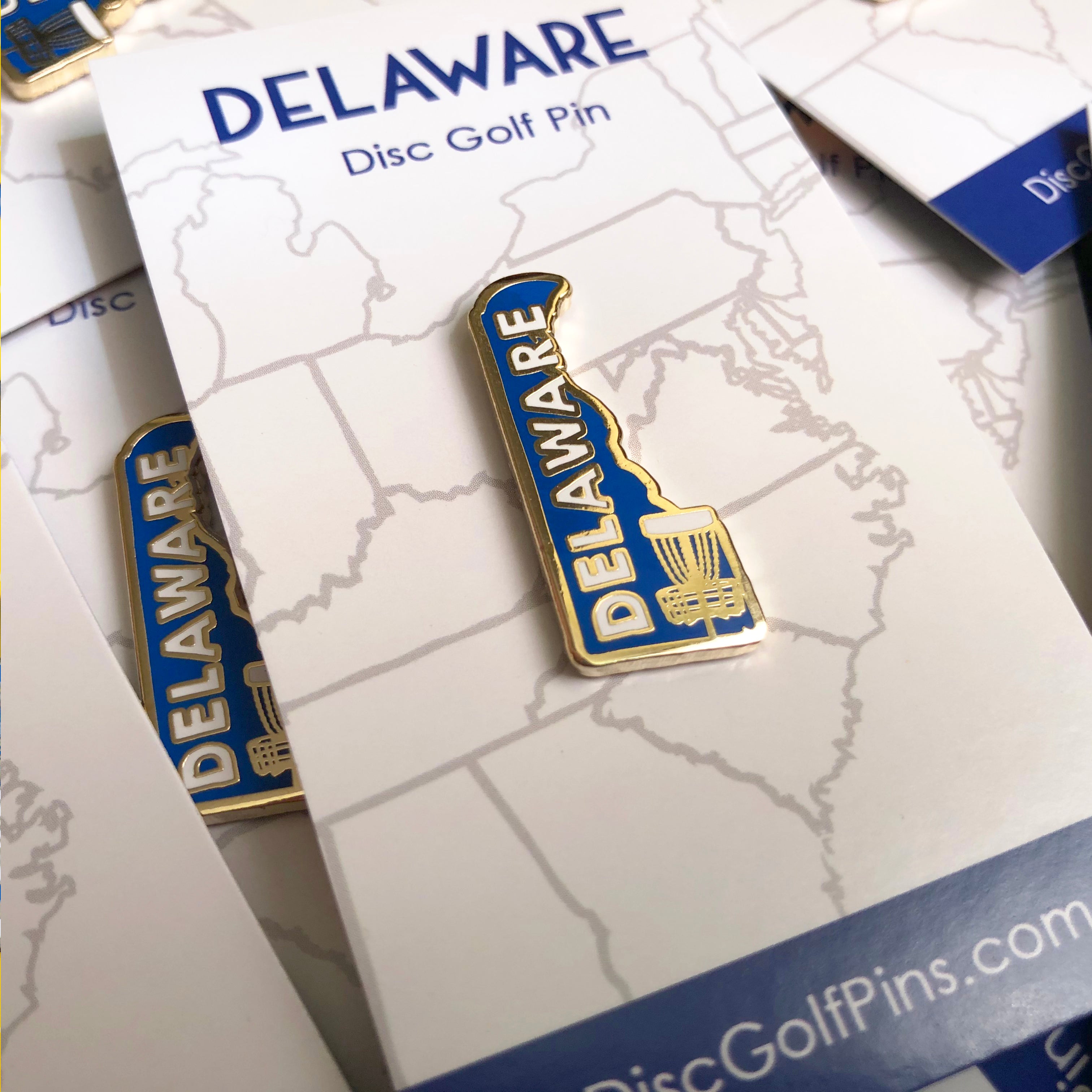 Delaware Disc Golf Pin - Gotta Go Gotta Throw