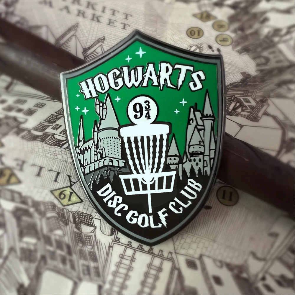 Hogwarts Disc Golf Club Pin - Gotta Go Gotta Throw